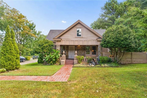 Homes For Sale - 2910 Old Jonesboro Road<br/> Atlanta, GA 30315