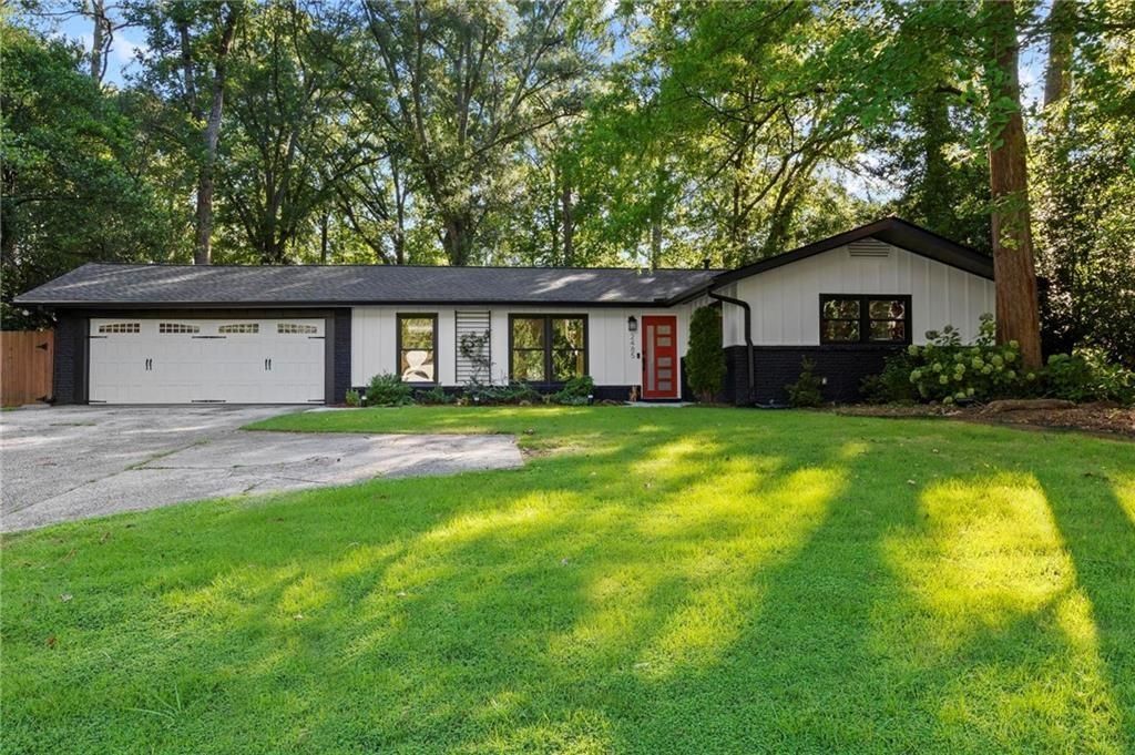 Photo of 2485 Shallowford Road NE, Atlanta, GA 30345 (MLS # 7728521)