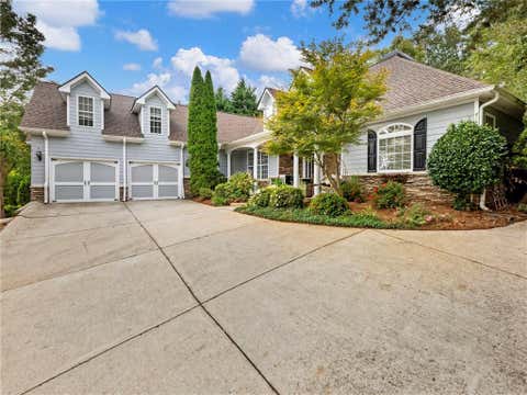 Homes For Sale - 2641 Waters Edge Drive<br/> Gainesville, GA 30504