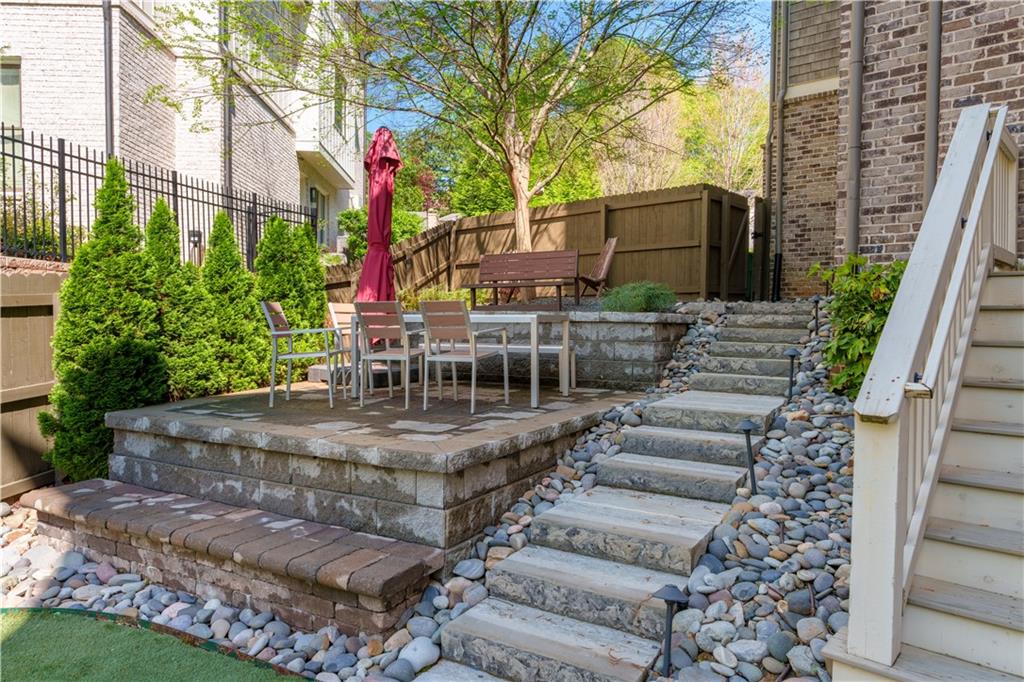 44 Barbara Lane, Atlanta, Georgia image 6
