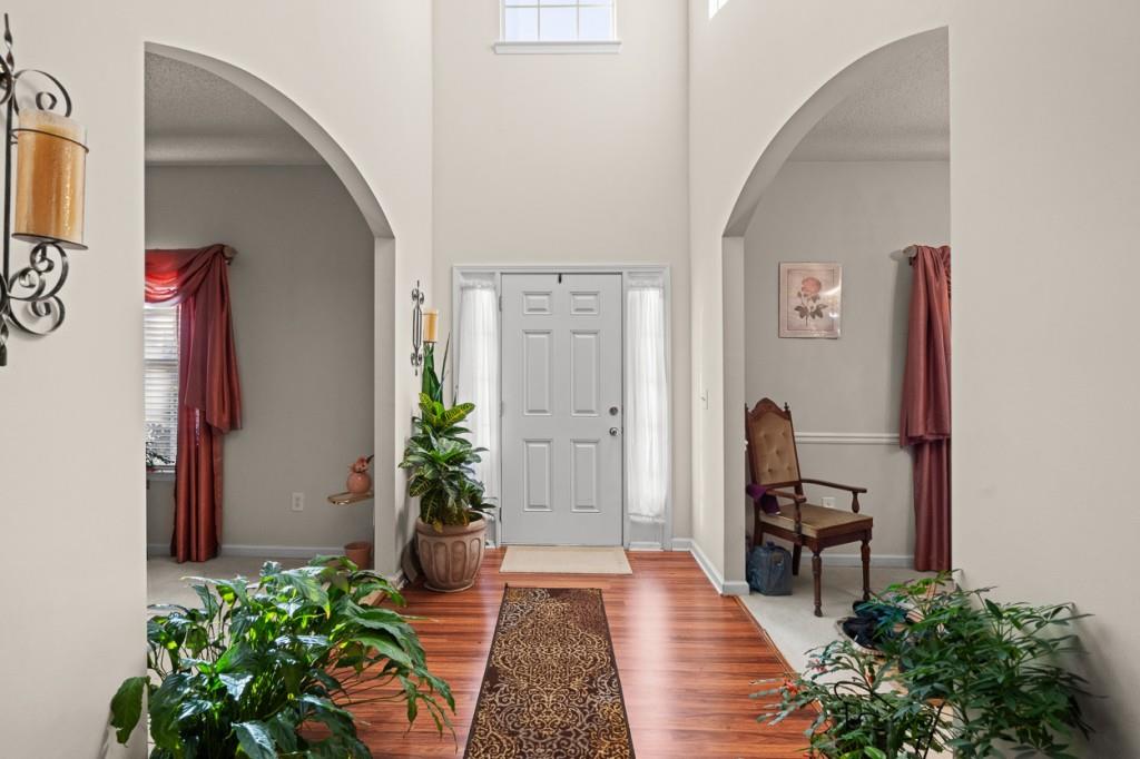 6232 Polar Fox Court