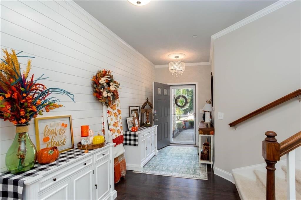 207 Magnolia Creek Way