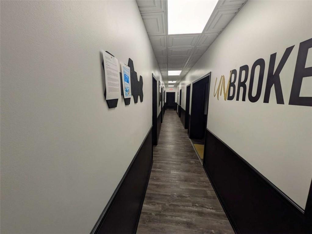 242 N 5th Avenue N A, B, 226