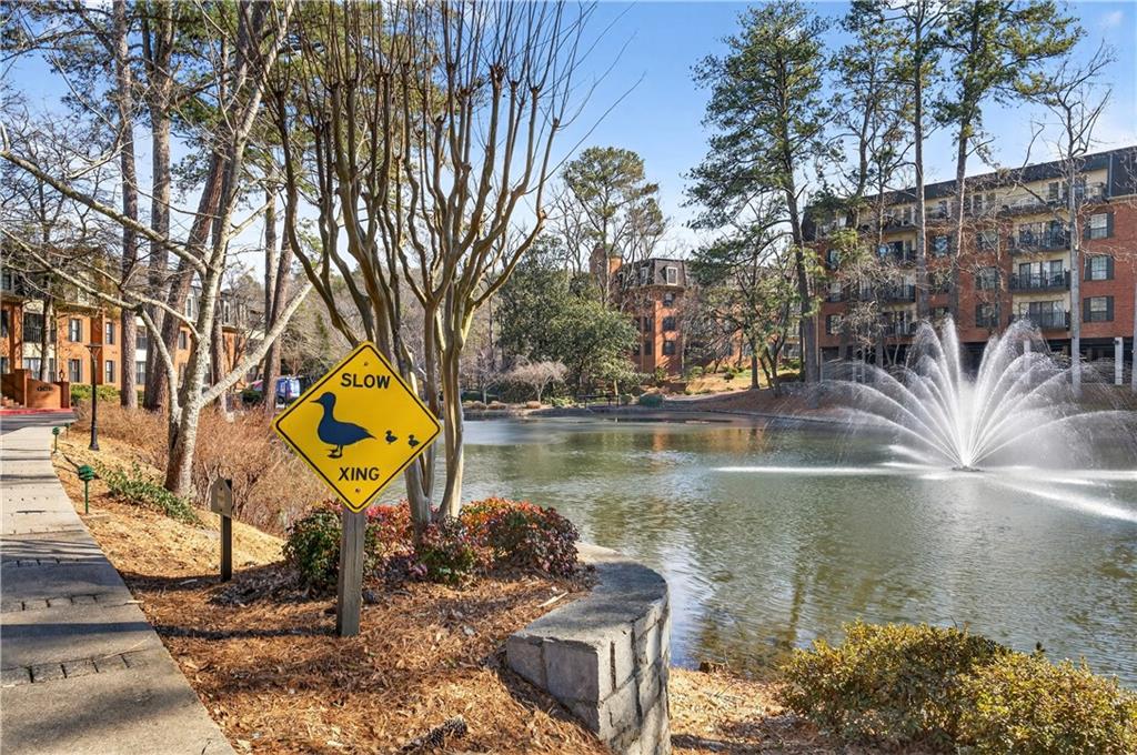 27405 Plantation Drive NE