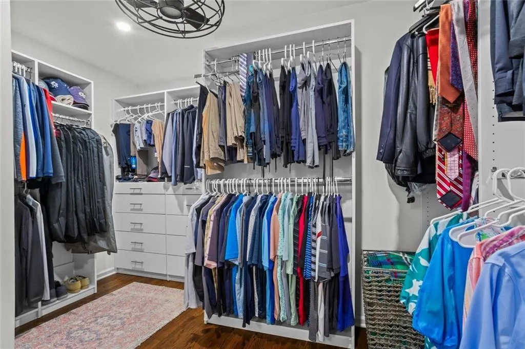 Alpharetta, Georgia 30005, United States, 5 Bedrooms Bedrooms, ,3 BathroomsBathrooms,Residential,Active,156073