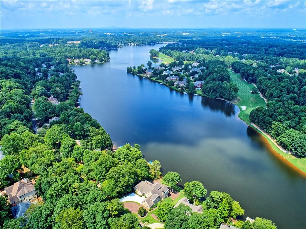 Alpharetta, Georgia 30005, United States, 5 Bedrooms Bedrooms, ,3 BathroomsBathrooms,Residential,Active,156073