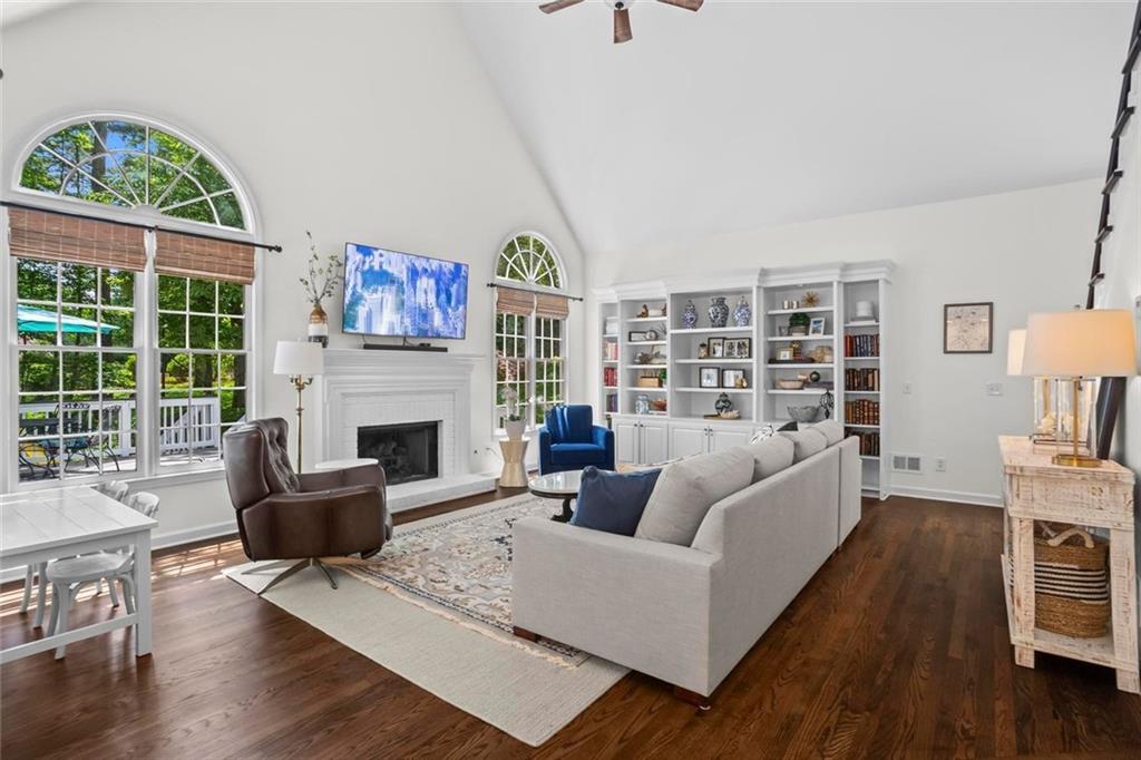 605 Linkside Hollow