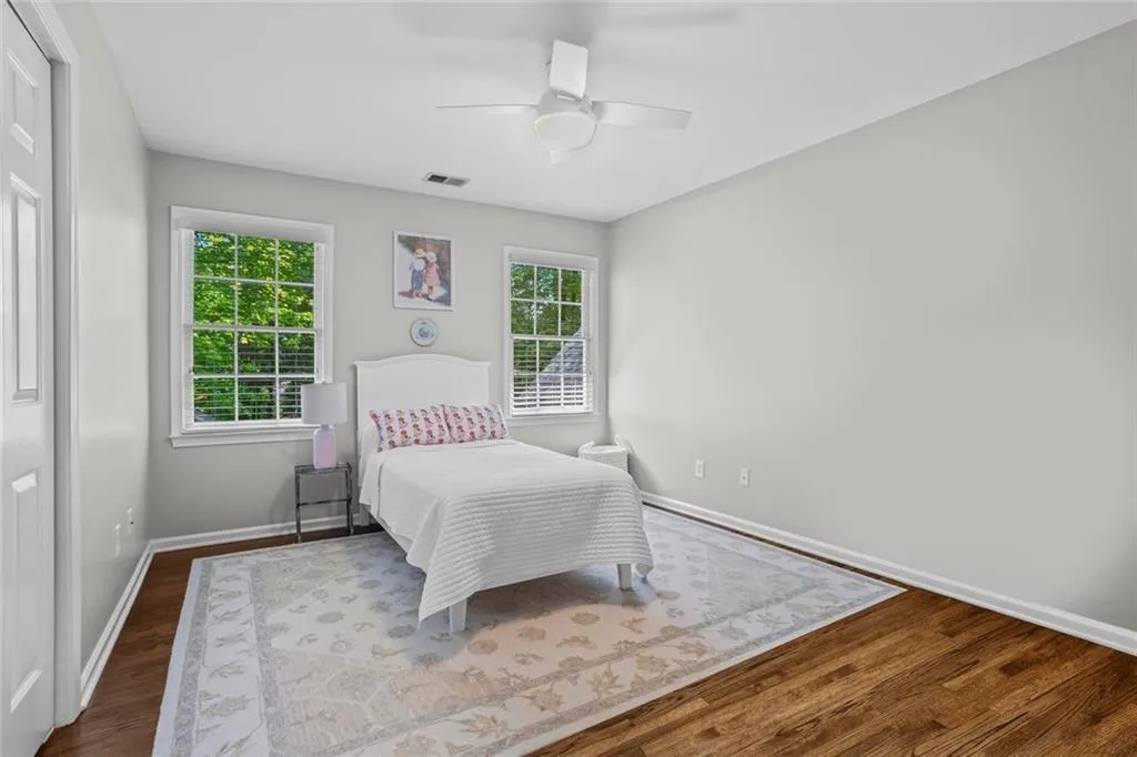 Alpharetta, Georgia 30005, United States, 5 Bedrooms Bedrooms, ,3 BathroomsBathrooms,Residential,Active,156073