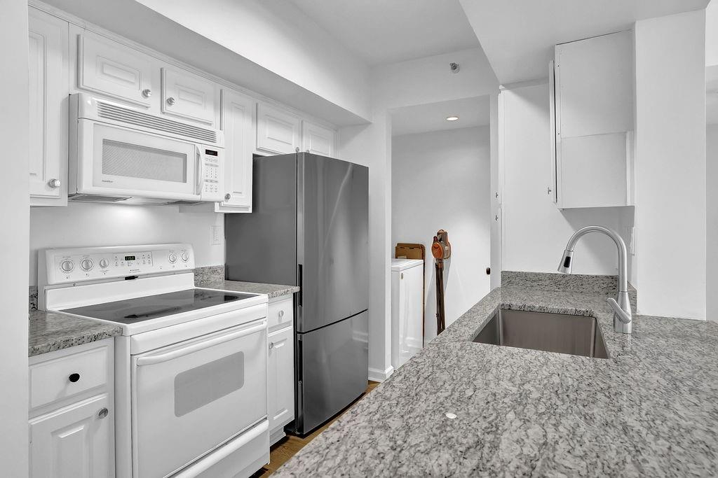 1 Biscayne Drive NW 304