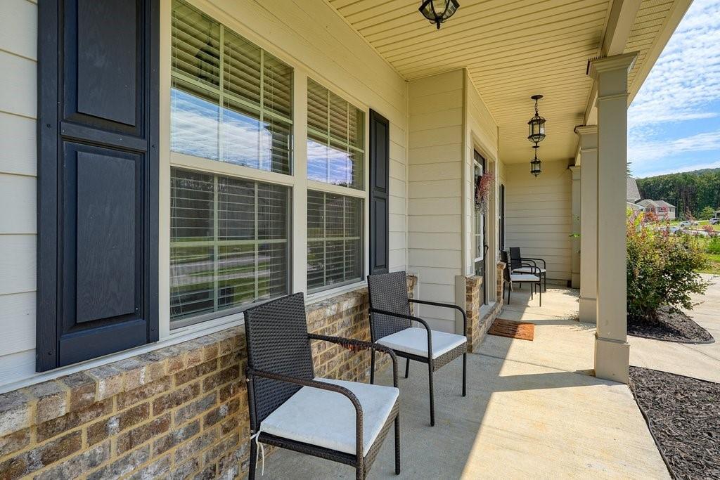 64 N Village Circle