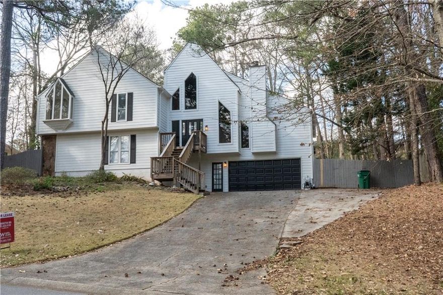 Welcome home to this beautiful 4b/3b contemporary home located in the heart of East Cobb. Prepare to be amazed by this fun and artsy home with character. Soaring wood ceilings with beams, 3 fireplaces, oversized master suite with sitting room and fireplace. Gorgeous renovated master bathroom and kitchen walks out to extra large wrap around deck for entertaining. Stunning loft perfect for an office or multi-use living. Top rated Sope Creek, Dickerson and Walton High. Close to restaurants and shops. Easy access to all major highways.