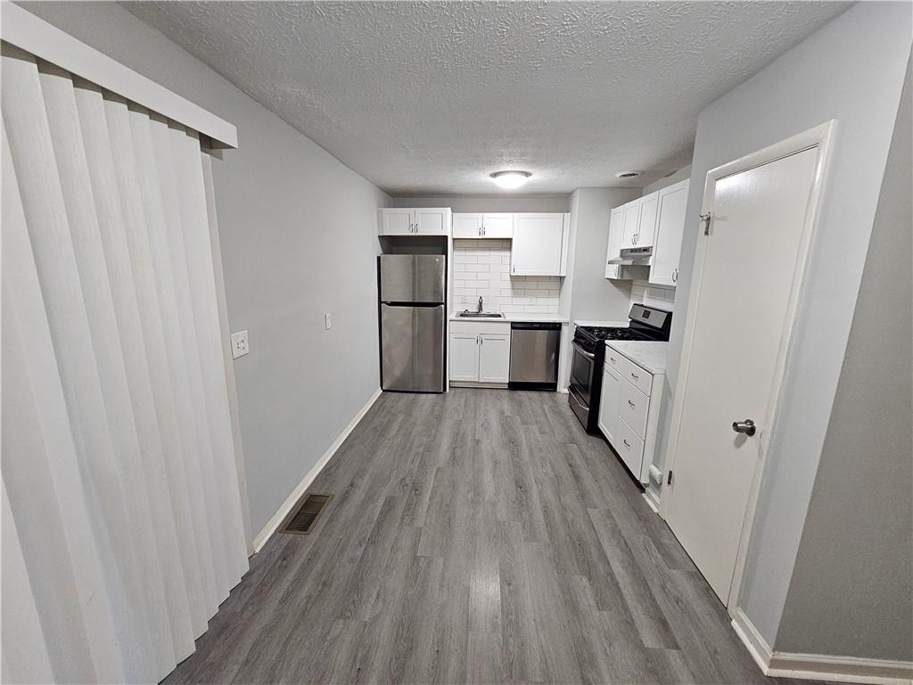 1711 Rock Cut Road