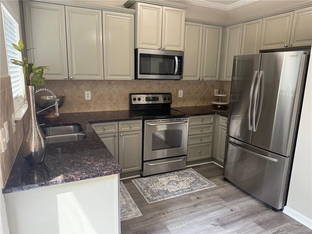 1137 Liberty Parkway NW