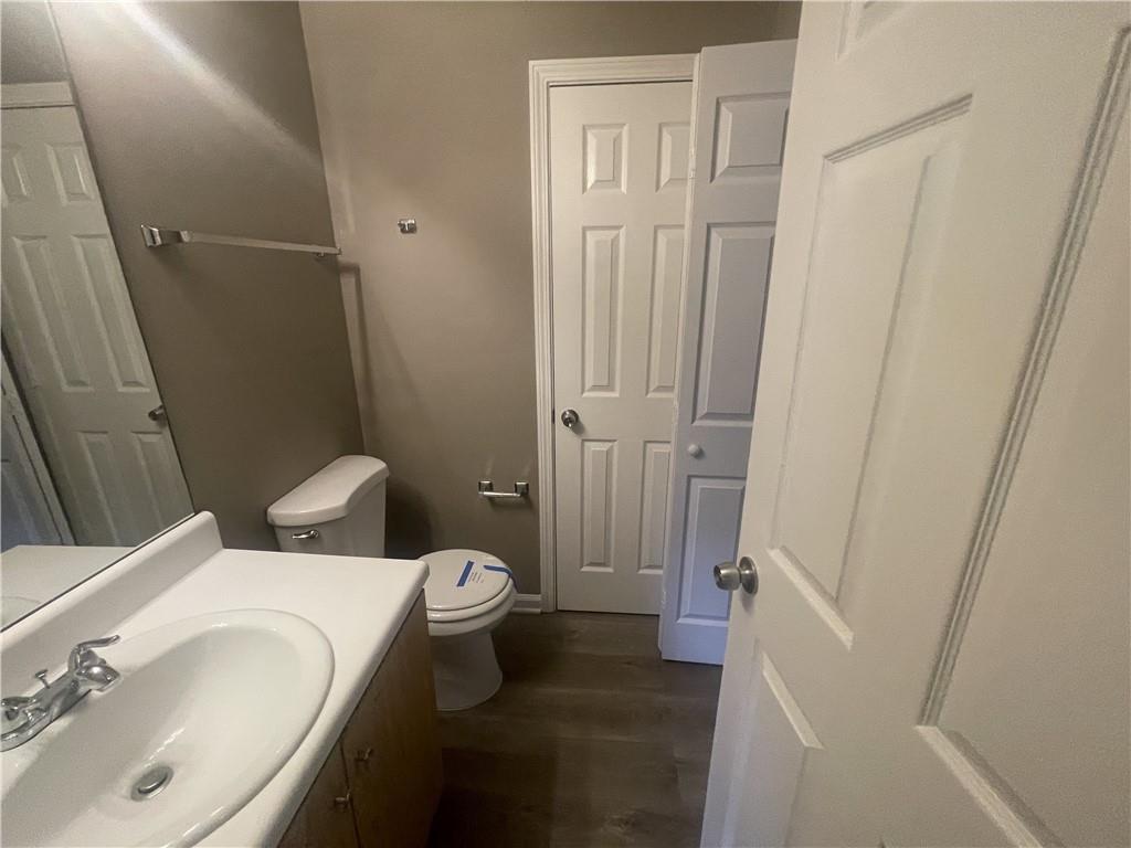 5787 Summerglenn Lane, Atlanta, Georgia image 17
