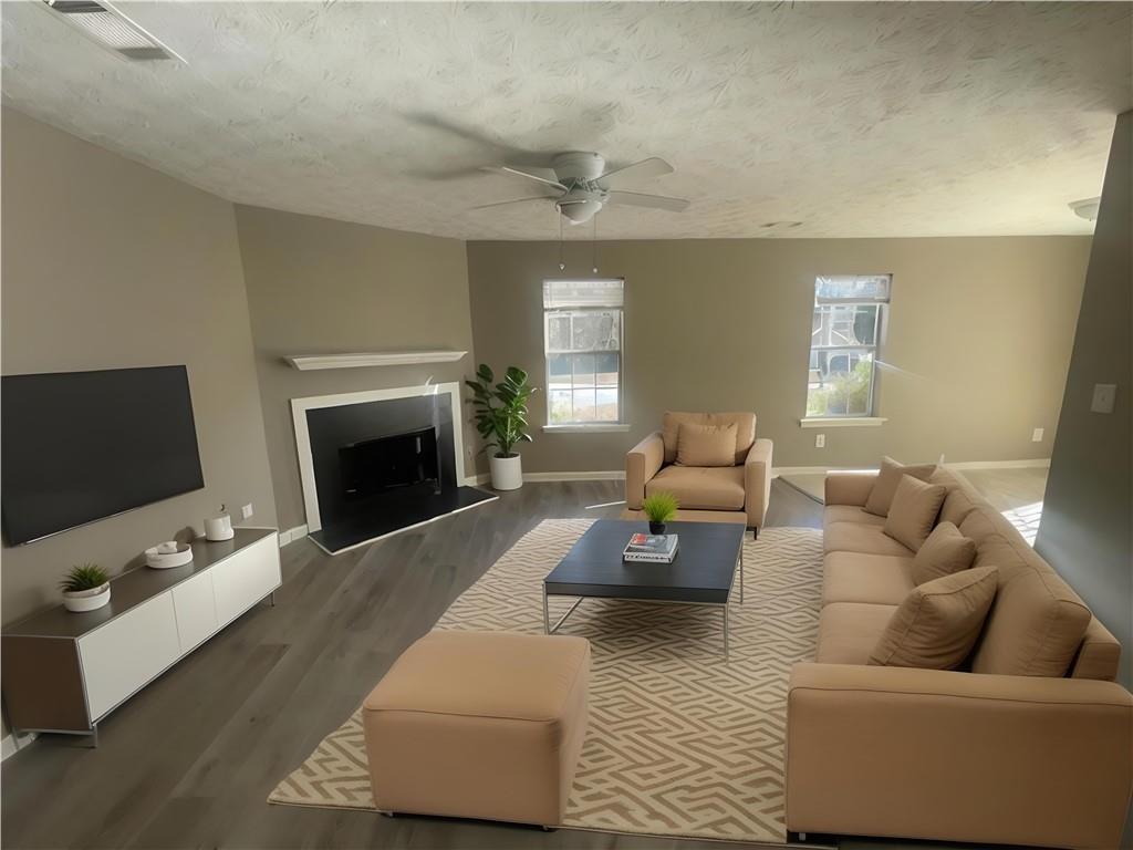 5787 Summerglenn Lane, Atlanta, Georgia image 3
