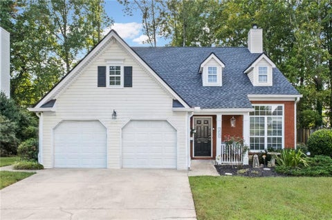 Homes For Sale - 131 Weatherstone Drive<br/> Woodstock, GA 30188