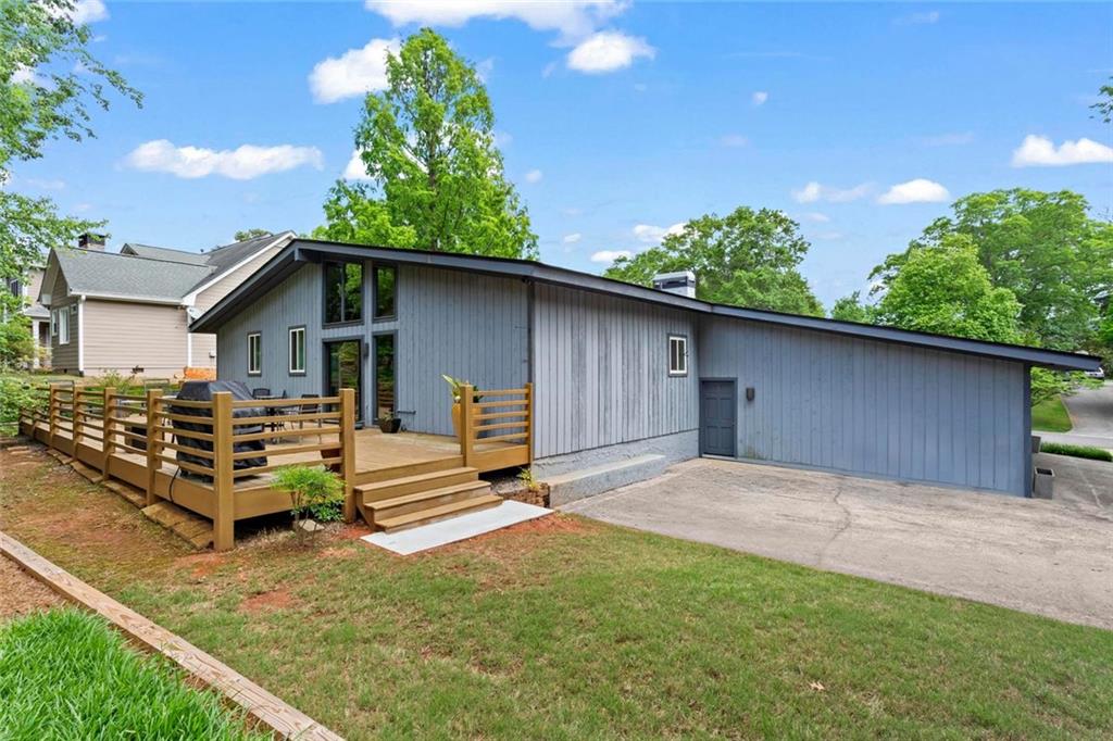 5148 Stratham Drive, Dunwoody, Georgia image 43