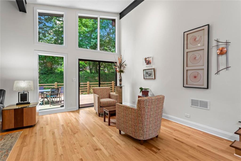5148 Stratham Drive, Dunwoody, Georgia image 15