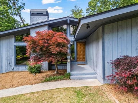 5148 Stratham Drive Dunwoody GA 30338