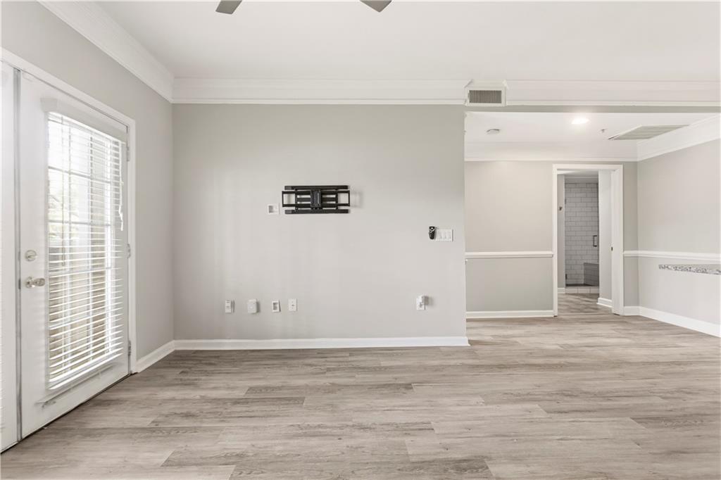2700 Pine Tree Road NE 2303