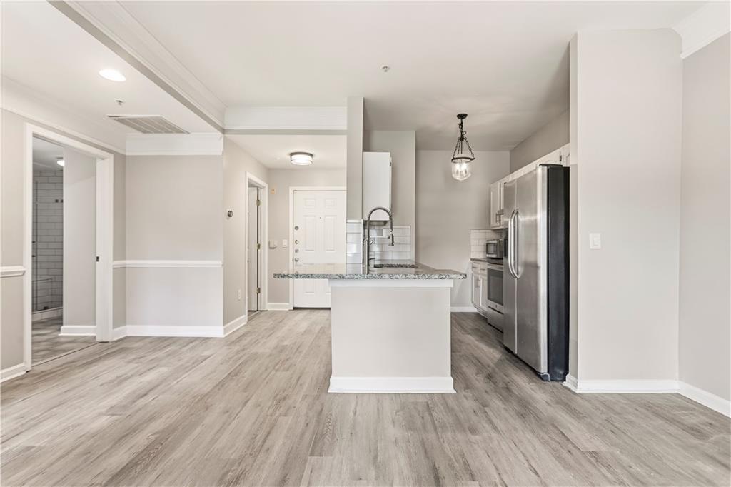 2700 Pine Tree Road NE 2303