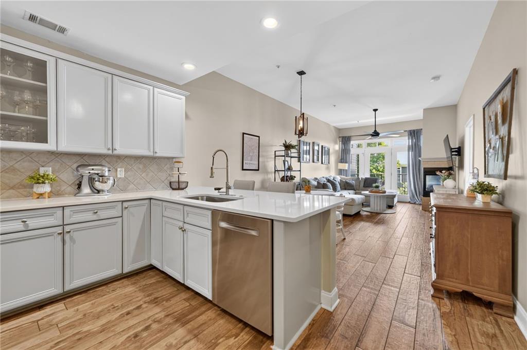 210 Creek View Lane 201