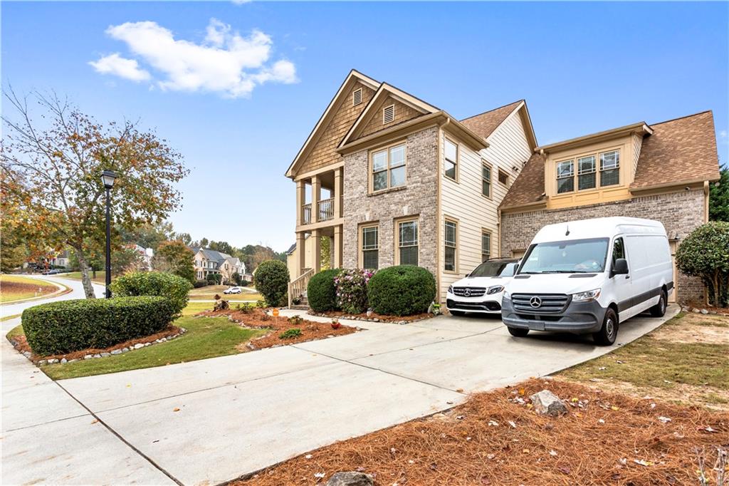 1114 Ivey Chase Place