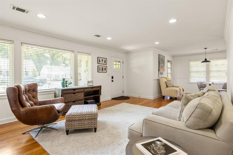 417 Lynnhaven Drive SW