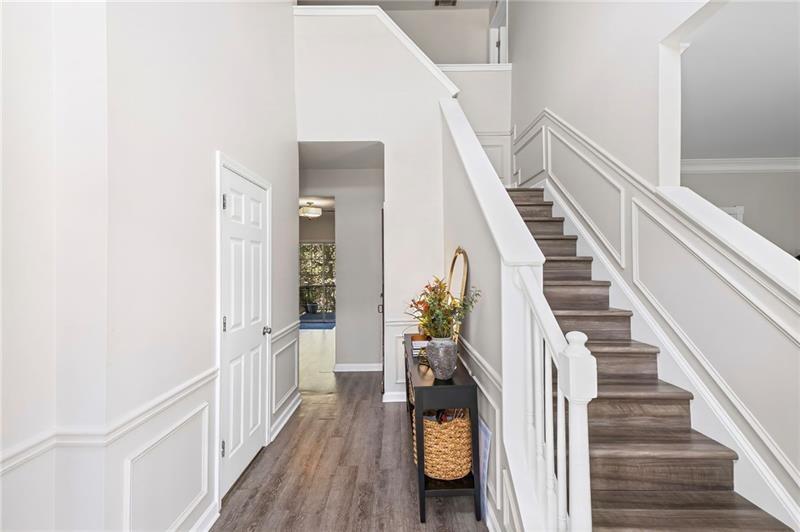 777 Chanson Drive SW