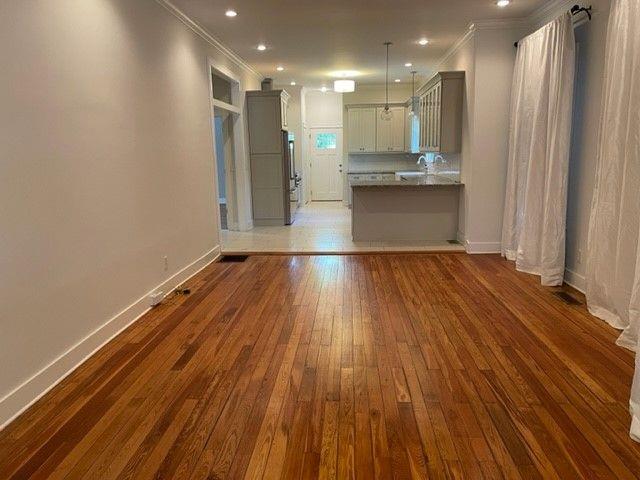 1093 KIRKWOOD Avenue SE