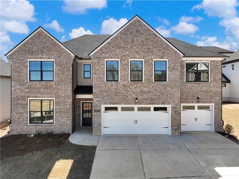 Homes For Sale - 2420 Reserve Manor Court<br/> Lawrenceville, GA 30043