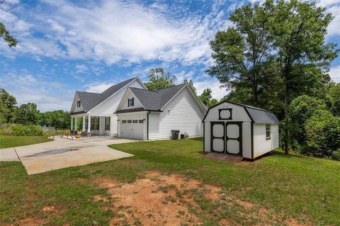 A home in Villa Rica