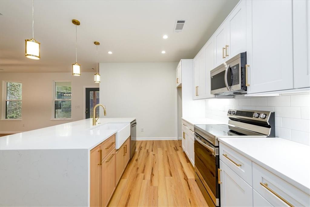 2286 Carver Drive, Atlanta, Georgia image 14