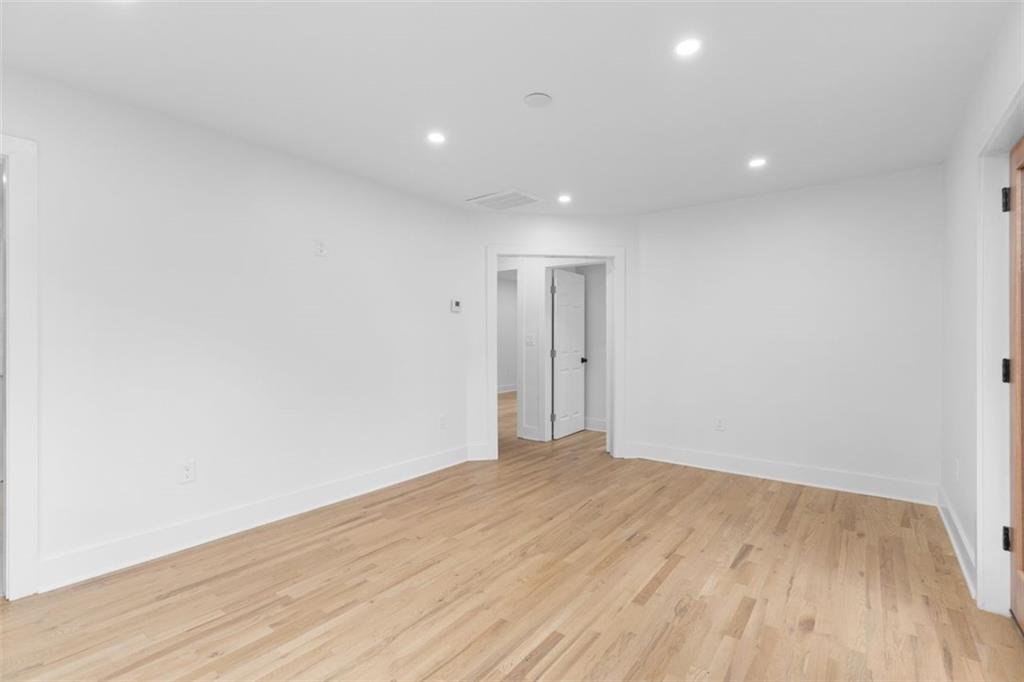 148 BIXBY Terrace SE