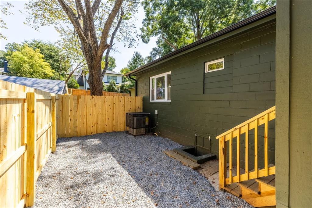 148 BIXBY Terrace SE