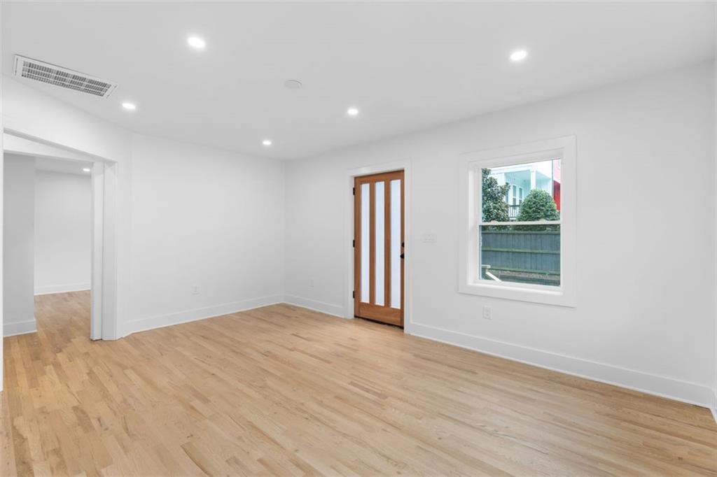 148 BIXBY Terrace SE