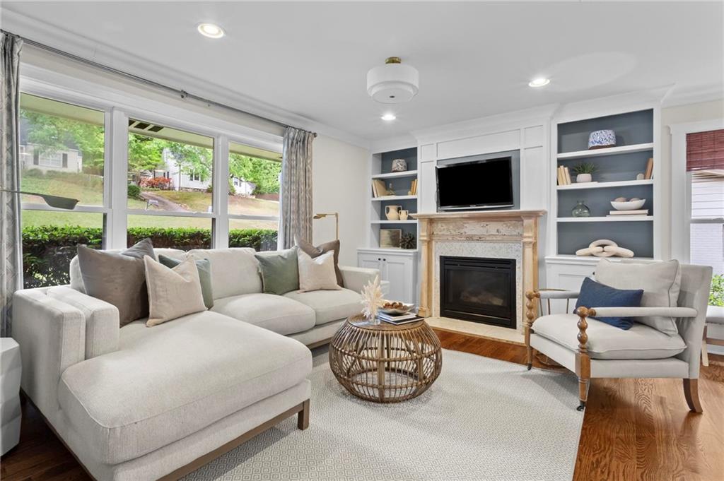 3026 Skyland Drive NE