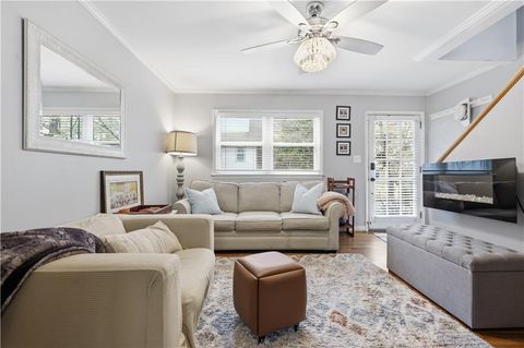 381 10th Street NE 4 Atlanta GA 30309