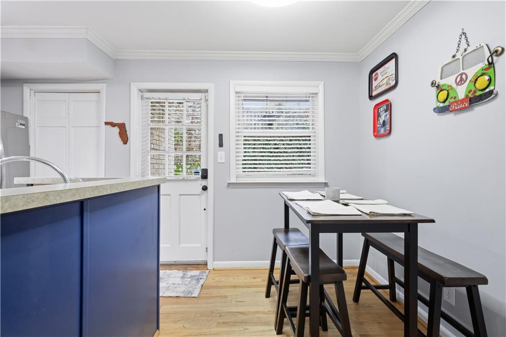 381 10th Street NE 4