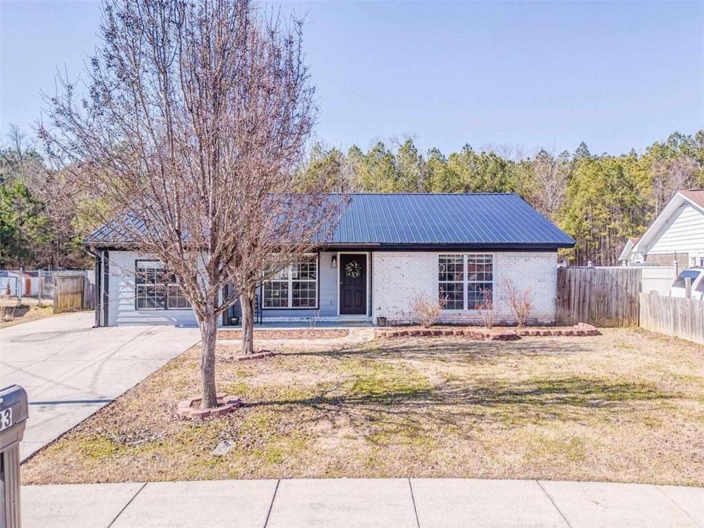 33 Hunters Glen Road