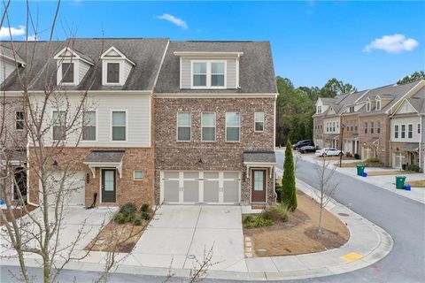 Townhouse For Sale - 6500 Brooklake Court<br/> Mableton, GA 30126