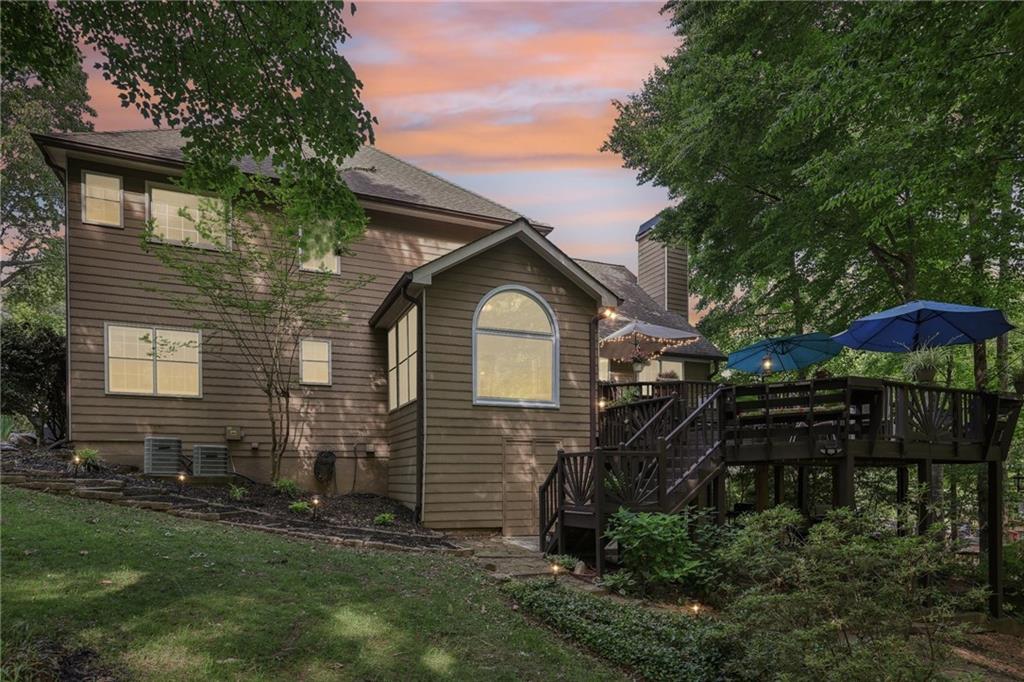 989 PINFEATHER Court