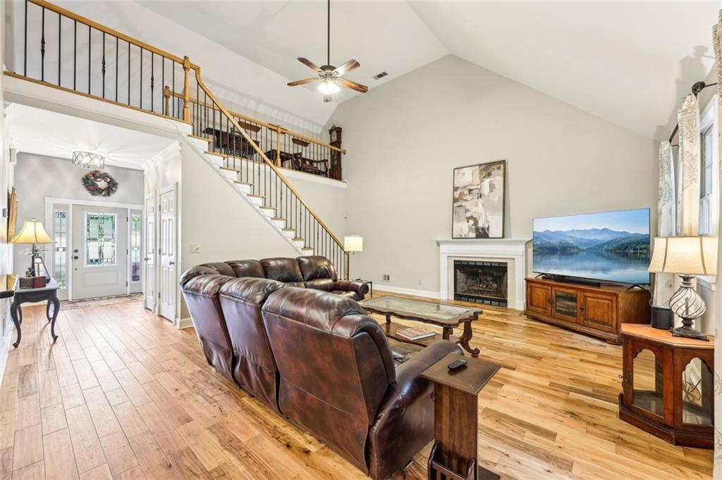 989 Pinfeather Court, Lawrenceville, Georgia image 9