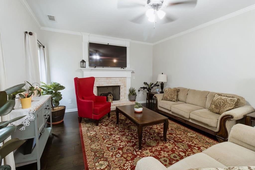 158 Grand Oak Drive