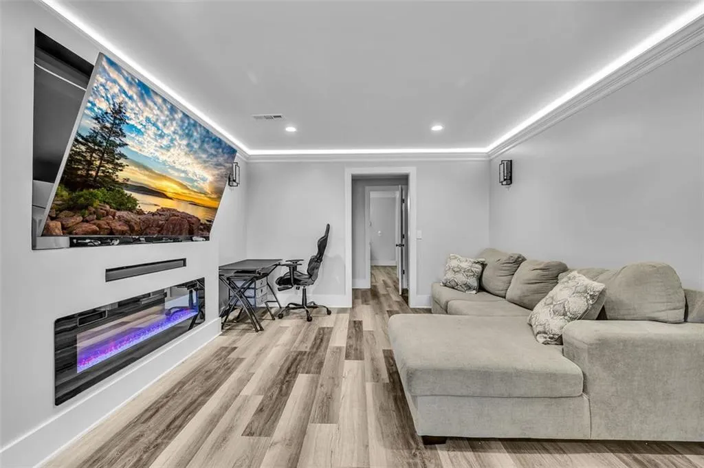 Douglasville, Georgia 30134, United States, 5 Bedrooms Bedrooms, ,3 BathroomsBathrooms,Residential,Active,254709