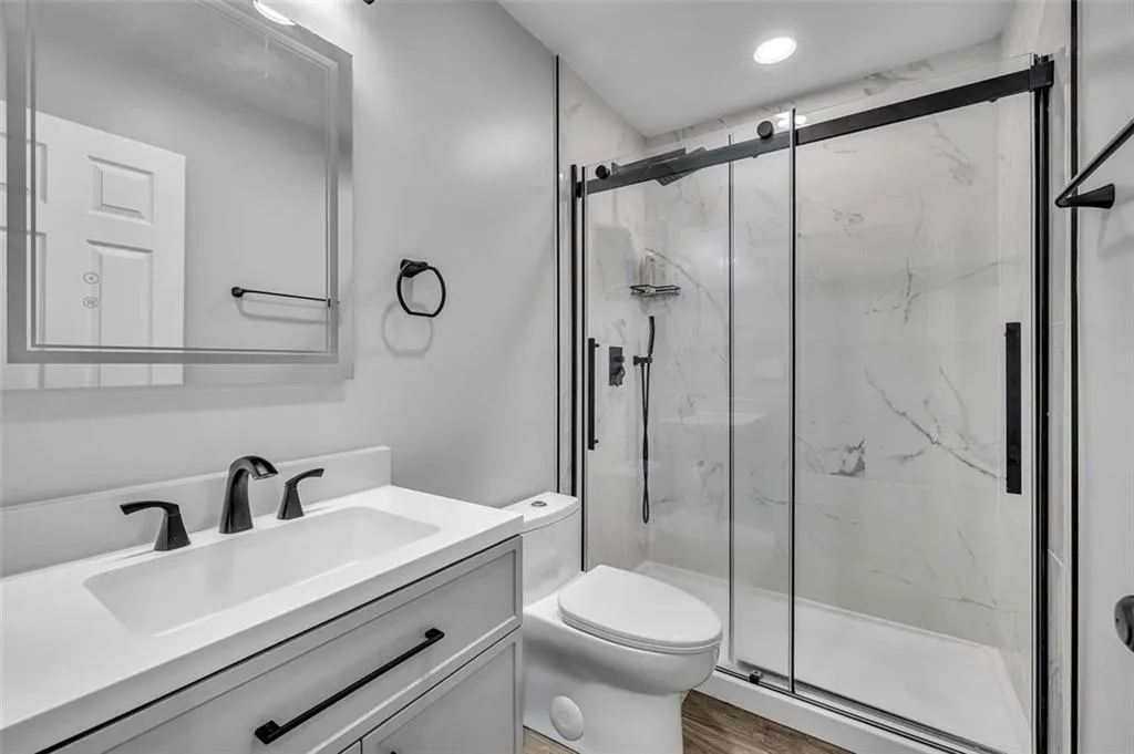 Douglasville, Georgia 30134, United States, 5 Bedrooms Bedrooms, ,3 BathroomsBathrooms,Residential,Active,254709