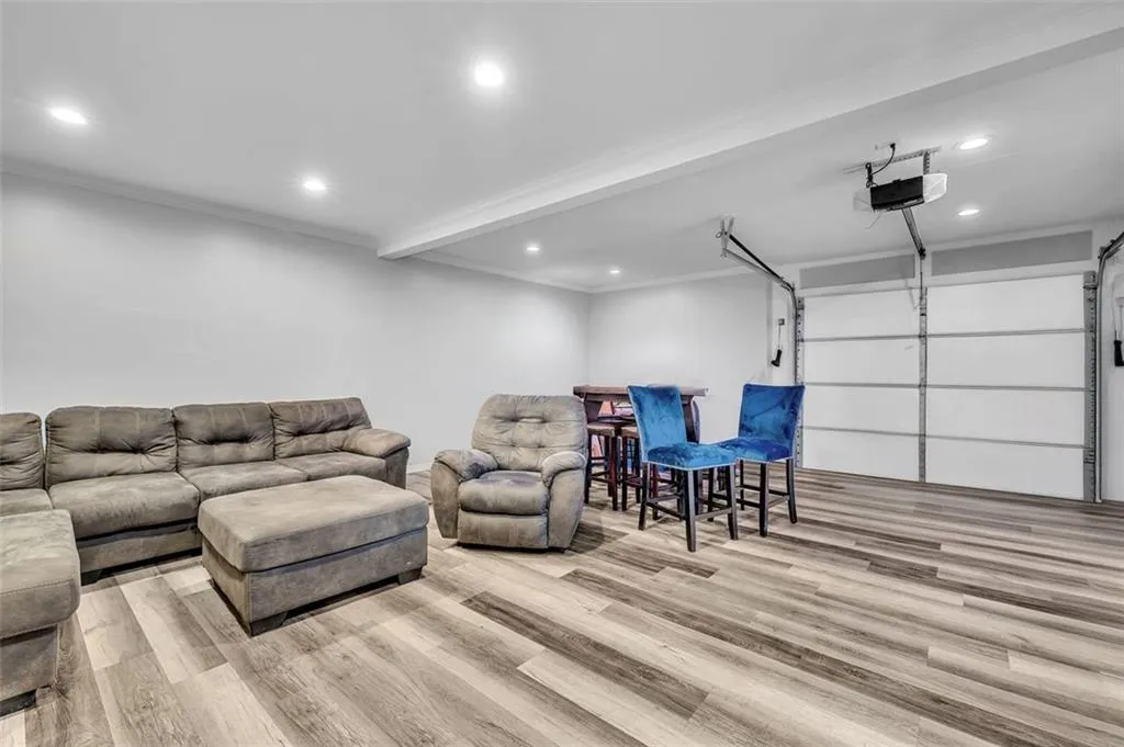 Douglasville, Georgia 30134, United States, 5 Bedrooms Bedrooms, ,3 BathroomsBathrooms,Residential,Active,254709