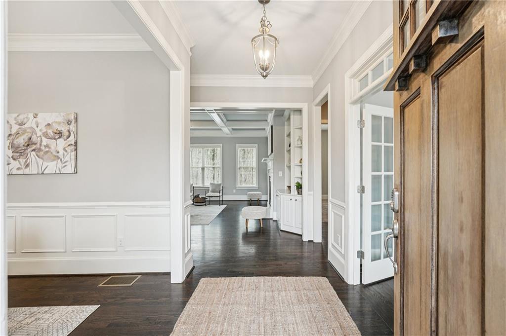 373 Glynnwilde Drive NW