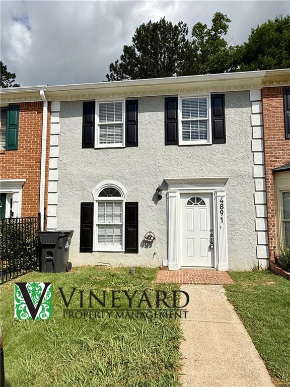 Newly Renovated 2 Bed/2.5 Bath Town Home In Excellent Acworth Location!
Welcome to this beautifully updated townhome offering modern living and incredible convenience! Featuring low-maintenance LVP flooring throughout (no carpet), this home is perfect for those seeking style and practicality. The spacious kitchen has an eat in area and a laundry closet featuring washer/dryer connections for you to bring your own full size appliance. . Large family room, complete with a fireplace that sets the perfect atmosphere for relaxing or entertaining.
Upstairs, you'll find two generously sized bedrooms, each with ample closet space, and two full bathrooms for ultimate comfort and privacy. Convenient washer/dryer connections are located on the top level, making laundry day a breeze.
Step outside to the patio, which overlooks the private backyard, offering a peaceful retreat for outdoor enjoyment.
With two parking spots conveniently located right in front of the townhome, you'll never have to worry about finding parking. This home is move-in ready and perfectly situated for easy access to everything you need (Mins From I-75, Lake Acworth Beach, Downtown Acworth, Restaurant's, Shopping, etc.). Don’t miss out on this fantastic opportunity!