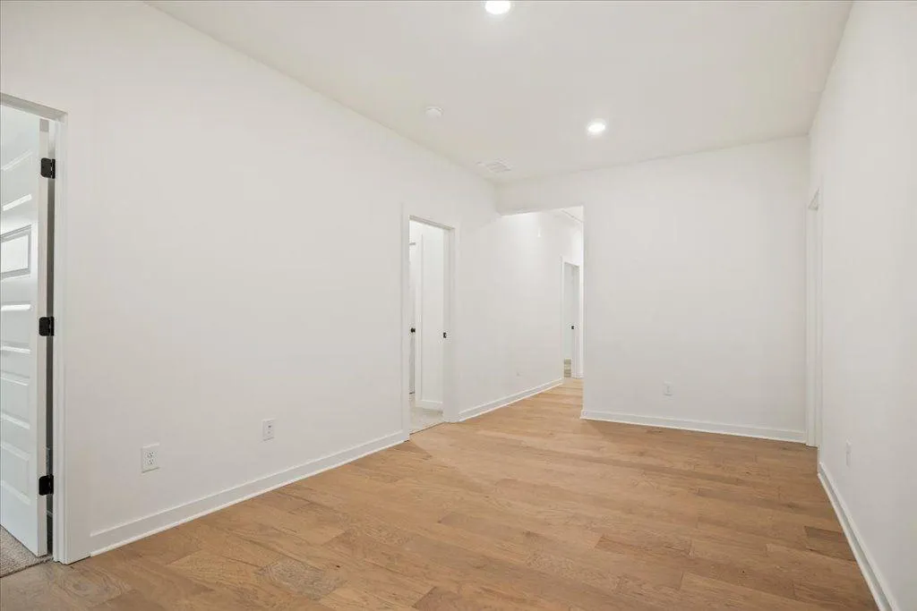 Gainesville, Georgia 30506, United States, 5 Bedrooms Bedrooms, ,5 BathroomsBathrooms,Residential,Active,174075